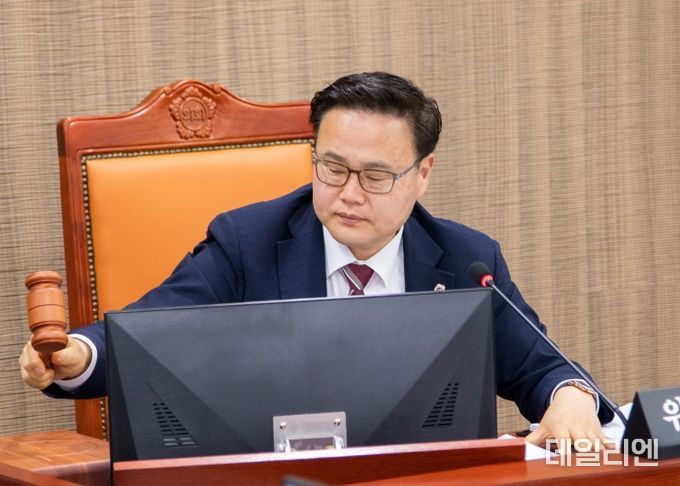 경기도의회 의회운영위원회, 뜻을 모아 제375회 임시회(폐회중) 상임위원회 회의 개최