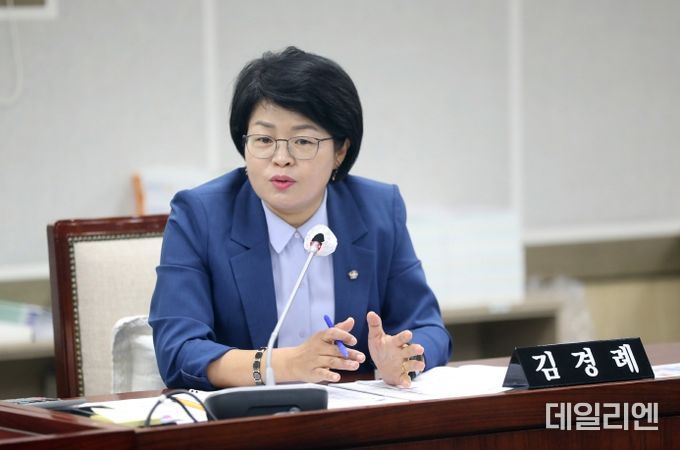 수원특례시의회 도시환경위원회 김경례 의원(더불어민주당, 비례대표)