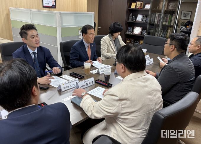 경기도의회 미래과학협력위원회, 공공기관 노조 위원장 정담회 개최