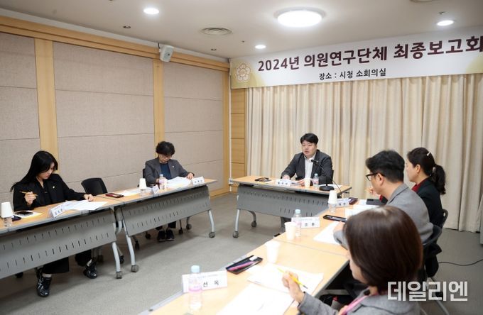 아이 키우기 좋은 수원 만든다, 수원시의회 의원연구단체 ‘수원형 영유아 문화예술 생태계 구축’최종보고