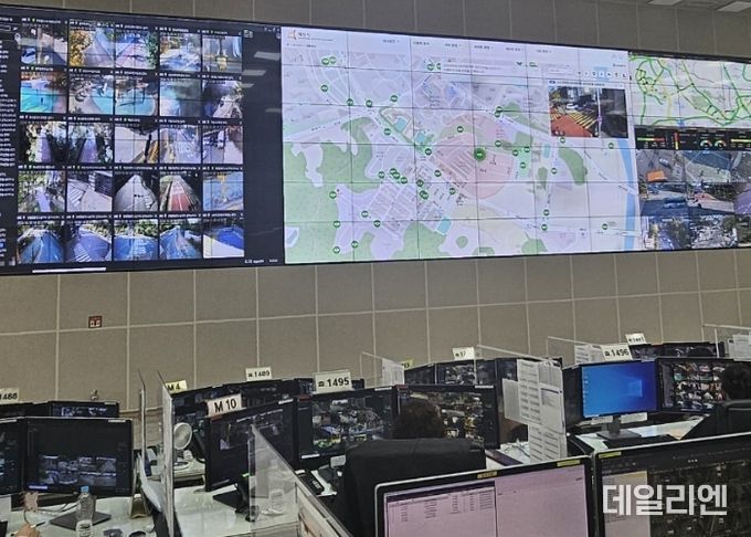 화성특례시 출범에 발맞추어 전국 최초 AI 영상관제 시스템 구축... AI 융·복합 기술로 전국 최고의 안전한 도시구축