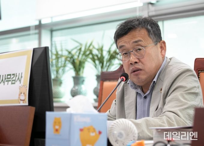 경기도의회 안전행정위원회 장대석 의원(더불어민주당, 시흥2)
