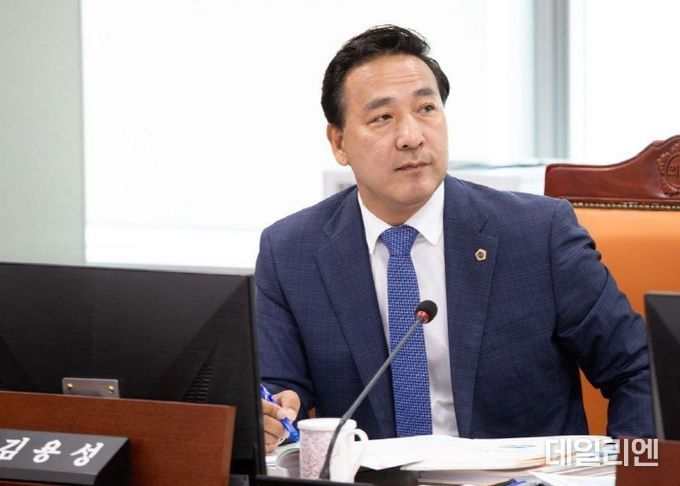 경기도의회 예산결산특별위원회 김용성 의원(더불어민주당, 광명4)