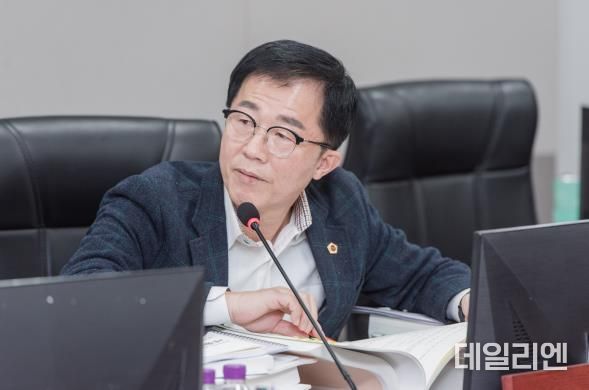 경기도의회 김근용 의원, 평택항 예산 증액 필요...경기도 유일 국제 무역항 지원